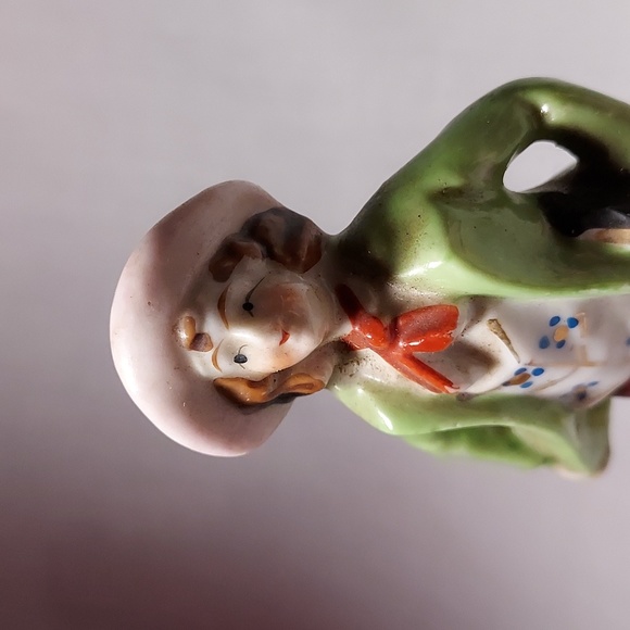 Vintage  Made in Occupied Japan Man With Mandolin Lady With Violin Figurines - Picture 4 of 9